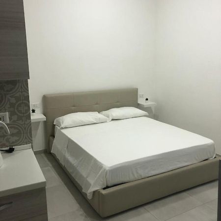 Casa Luisa Apartment Napoli Bagian luar foto
