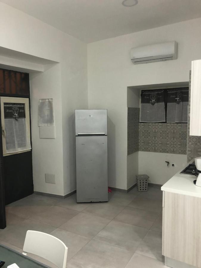 Casa Luisa Apartment Napoli Bagian luar foto